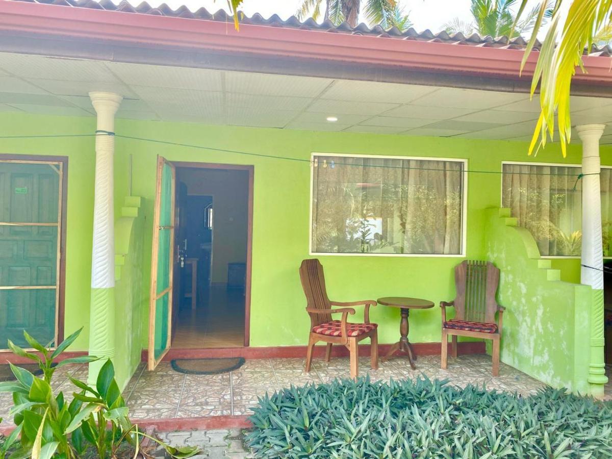Green Land Villa อาฮานกามา ภายนอก รูปภาพ